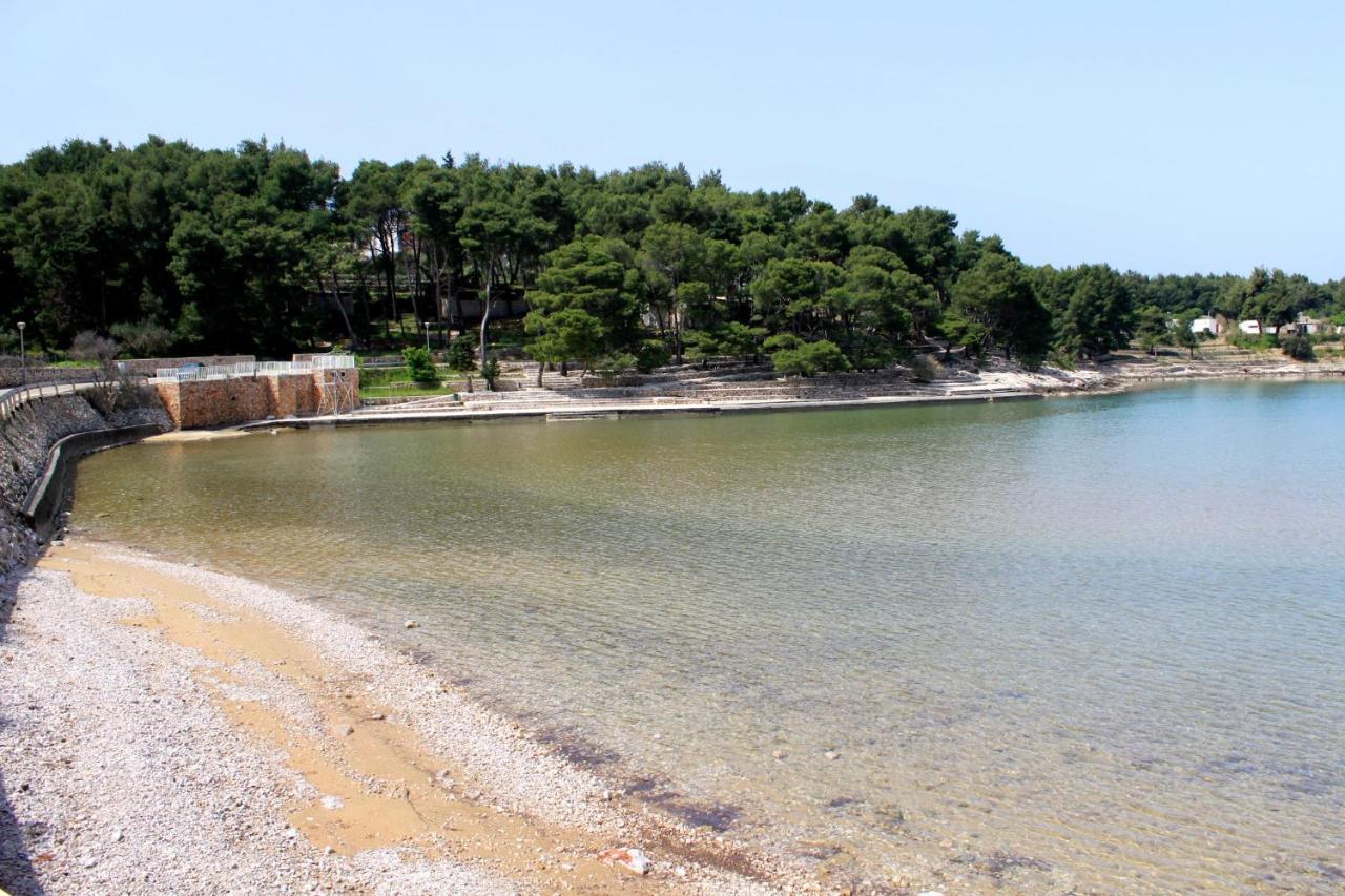 Apartments With A Parking Space Jelsa, Hvar - 8713 Jelsa  Ngoại thất bức ảnh
